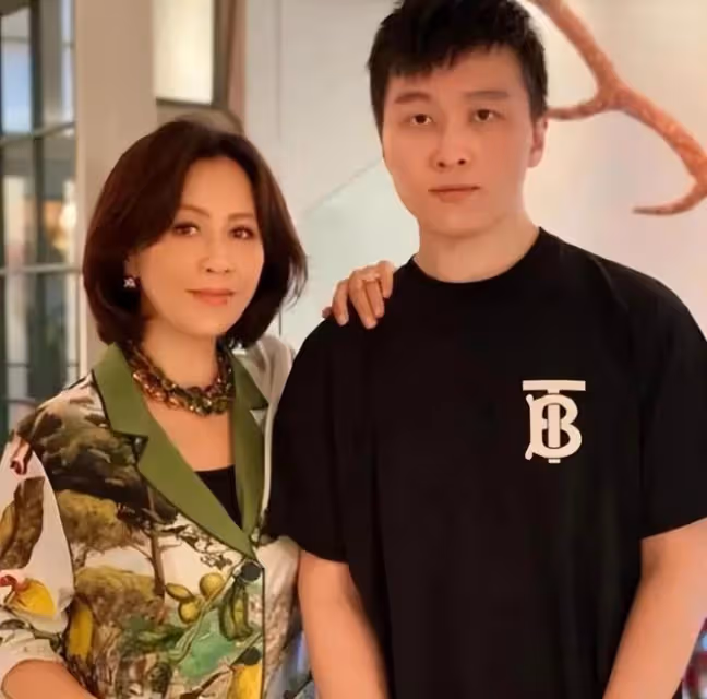 劉嘉玲28歲侄子:被帶入富豪圈,成商業精英,或能繼承8億身家