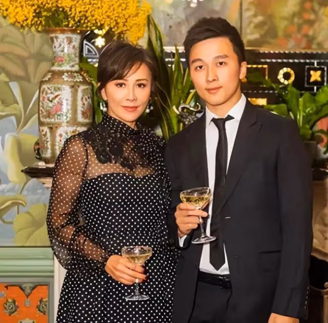 劉嘉玲28歲侄子:被帶入富豪圈,成商業精英,或能繼承8億身家