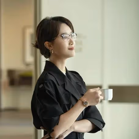 玫瑰故事:所有人都羨慕關芝芝運氣好逆襲成功,蘇蘇一眼看透本質