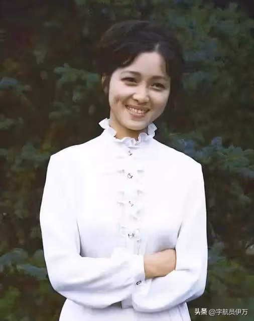 原來她已消失37年!比陳曉旭還美差點演林黛玉,被譽為紅樓第一美