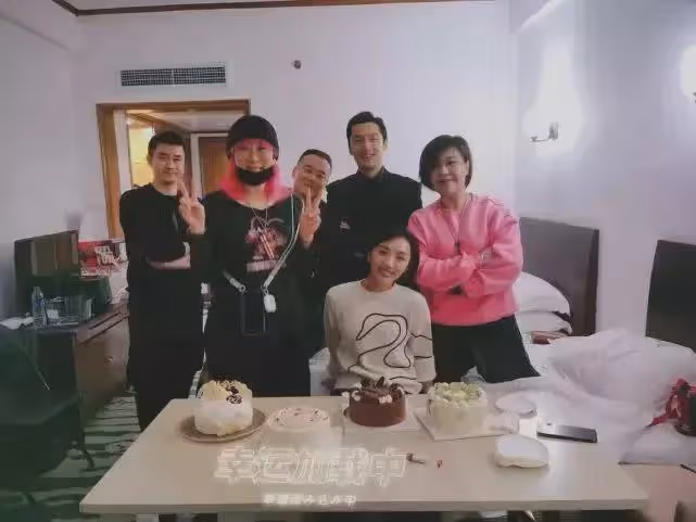胡歌妻子首次公開露面,素顏難掩幸福,胡歌:和太太相處很融洽