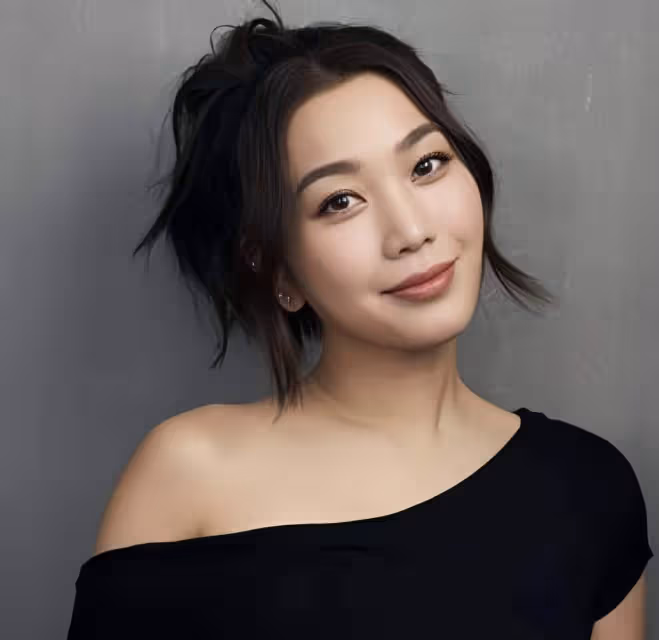 TVB女星姜麗文為事業避孕，嫁工程師婚姻幸福，父親秦沛未催抱孫