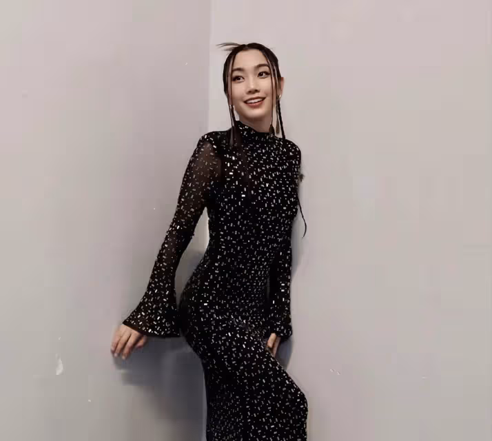 TVB女星姜麗文為事業避孕，嫁工程師婚姻幸福，父親秦沛未催抱孫