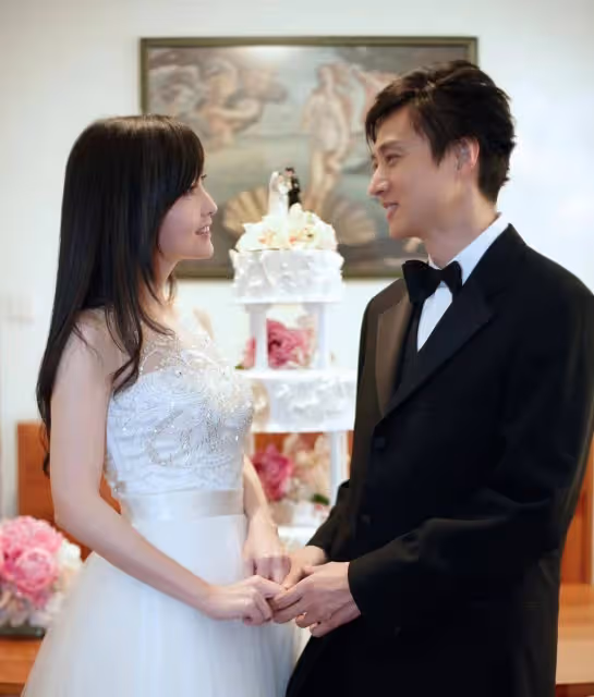 罕談夫妻間相處！周慧敏大誇對方尊重婚姻，拍拖期間卻曾八次出軌