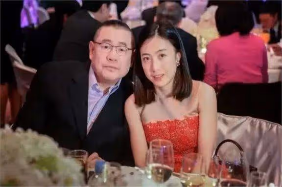 豪門叛逆?劉秀盈21歲追夢舞蹈,富爸不援手,自立門戶引關注!