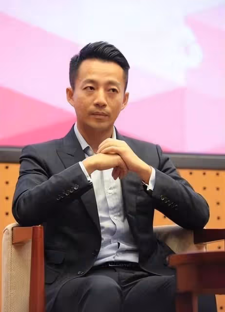 張蘭再爆大S新要求：要在台灣給兩個孩子買房