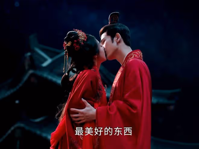 《度華年》大結局：李蓉成女帝？十人結局改變，李川、秦真真幸運