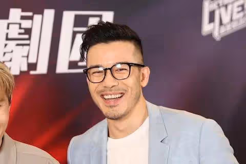 前TVB型男被網友催婚,稱喜歡低調兼處事突然:或已跟女友結婚
