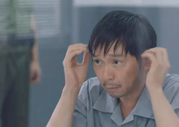 實力派!TVB最佳男配角一集演12種情緒演技獲贊,為貼近角色拒絕護膚