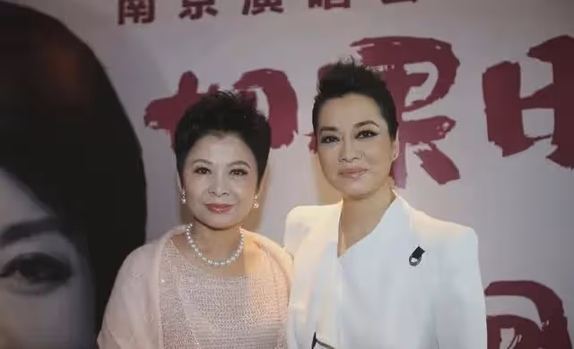 董文華：我這輩子最幸運的事情，就是嫁給了為自己犧牲事業的丈夫