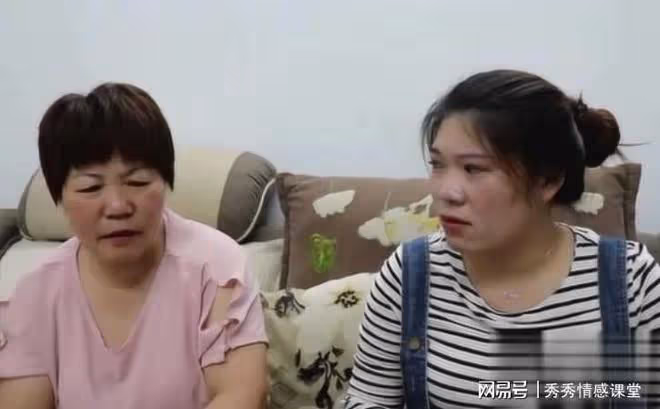 我46歲生三胎,婆家獎勵20w,娘家來電話∶你弟弟要買婚房