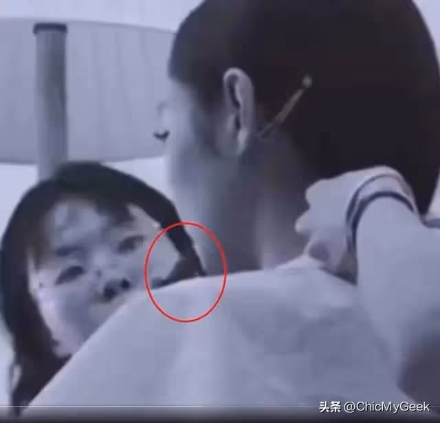Jennie室內吸菸道歉,回顧Blackpink爭議事件!