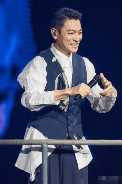 堪比印鈔機!劉德華上海演唱會票價炒到68880,三天狂攬超3個億!