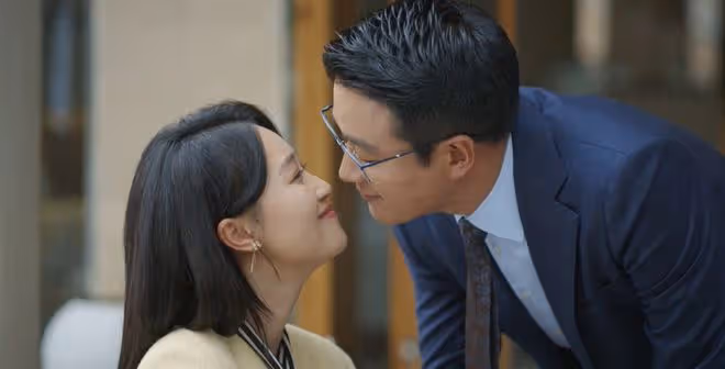 《錯位》直到蘇真真監視顧己鳴原因曝光,才發現,她殺害江娜真相