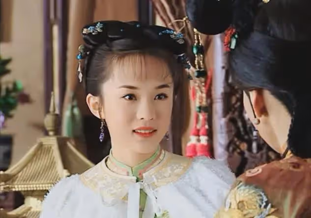 現在嫌棄她們丑，當年追成狗，這些發福的女明星，當年全是大美女