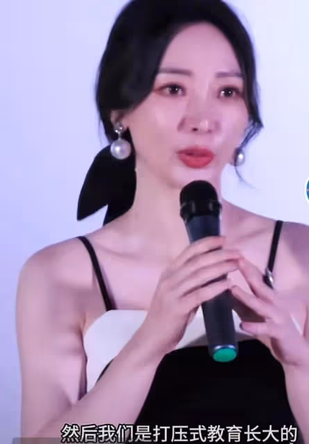 柳岩和媽媽參加節目，看到母女日常，才明白43歲柳岩為何不結婚