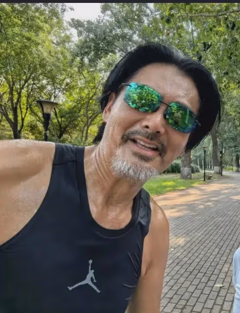 香港老牌男神近照,有人暴瘦,有人禿頭白髮,有人健碩似壯年