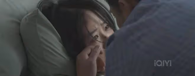 錯位：顧己鳴被警察從婚禮上直接帶走！白富美蘇真真為何控制欲強