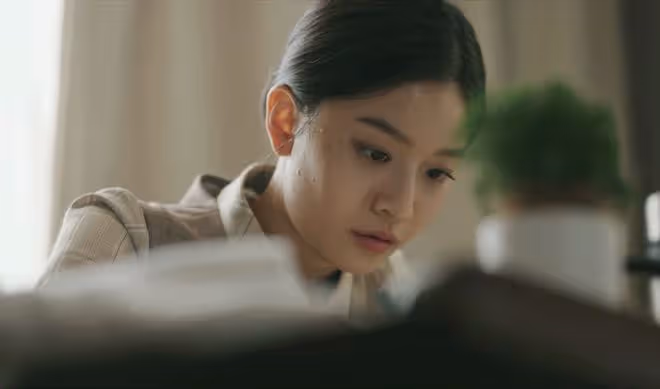 《錯位》直到顧己鳴身敗名裂,蘇真真還不知,枕邊人背兩條命案