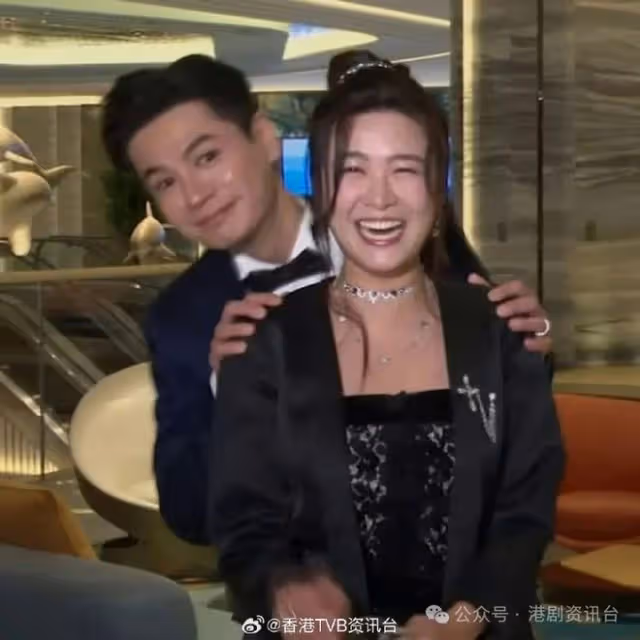 TVB花旦公然對羅子溢發花痴合照尖叫大笑 表白欣賞之情勁尷尬
