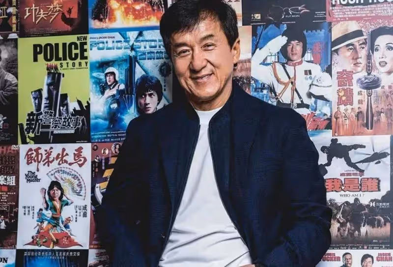 就算年輕了43歲，他倆也不像情侶