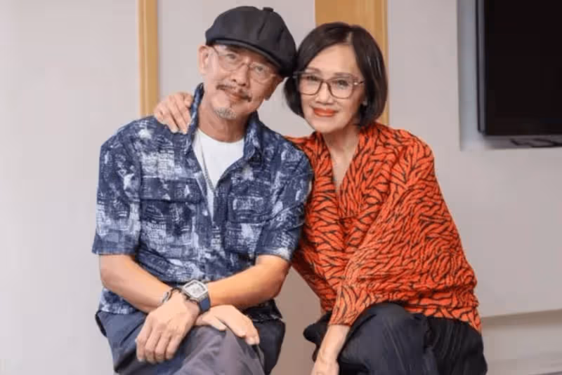 TVB老戲骨內地看樓盤,多地有物業成圈中隱形富婆,老公被稱為「配音界影帝」
