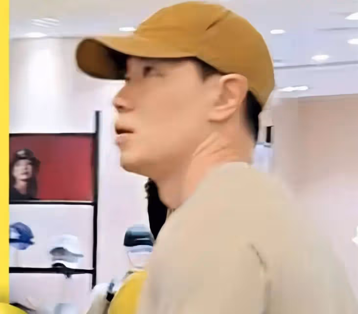 恭喜!40歲香港知名女星單身三年曝新戀情,承認與肌肉男戀愛,網友催快點結婚
