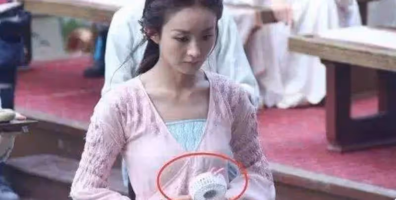 你沒見過的穿幫鏡頭:楊冪身後有啤酒,最後一個最搞笑!