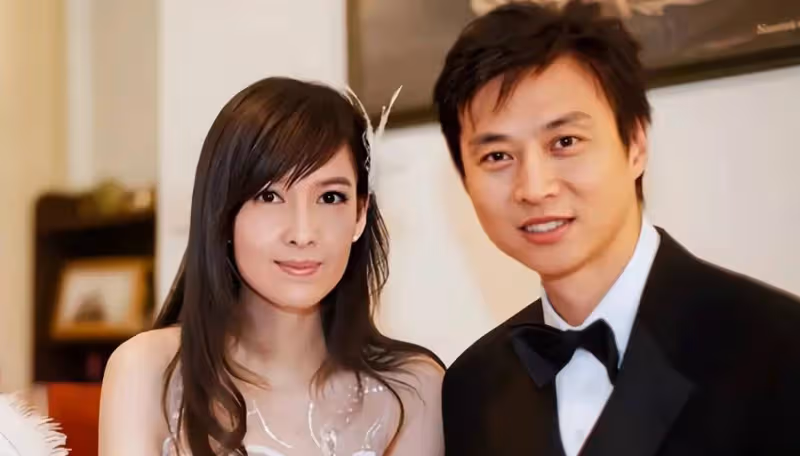 周慧敏談與倪震婚後生活!透露丈夫很重視婚姻承諾