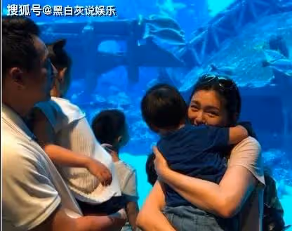 汪小菲深夜破防上熱搜,吐槽大S的騷操作,小梅溫柔安慰他