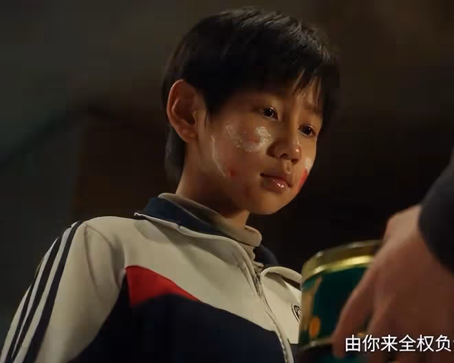 《抓娃娃》票房炸了!躲過了沈騰馬麗,卻被男三號演員給驚艷了