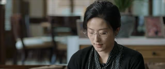 《錯位》結局：唐尋玩弄地下情慘死，才發現最毒的人是她
