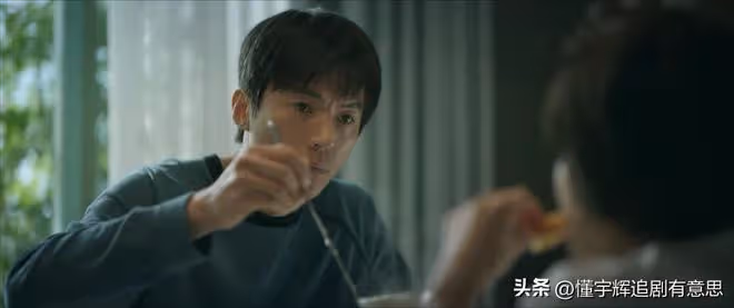 《錯位》直到姜光明也紅杏出牆,他至死不知,蘇真真比誰都有勇氣