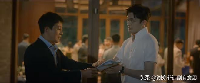 《錯位》直到顧己鳴徹底黑化,蘇真真都不知,他受的羞辱不算啥