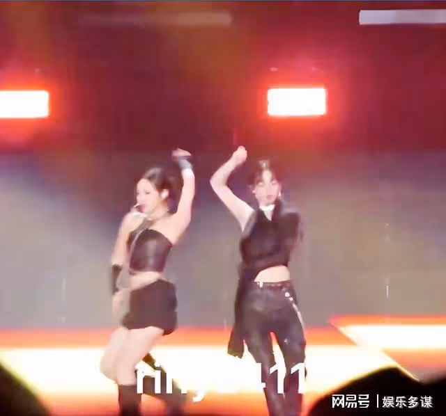 Karina跳一半衣服崩裂!全程緊抓差點走光,網抓9次出包怒:黑粉