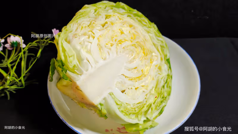 夏天這菜使勁吃,3塊一個蔬菜之王! 拌一拌清爽上桌,一口多種滋味、食慾全開