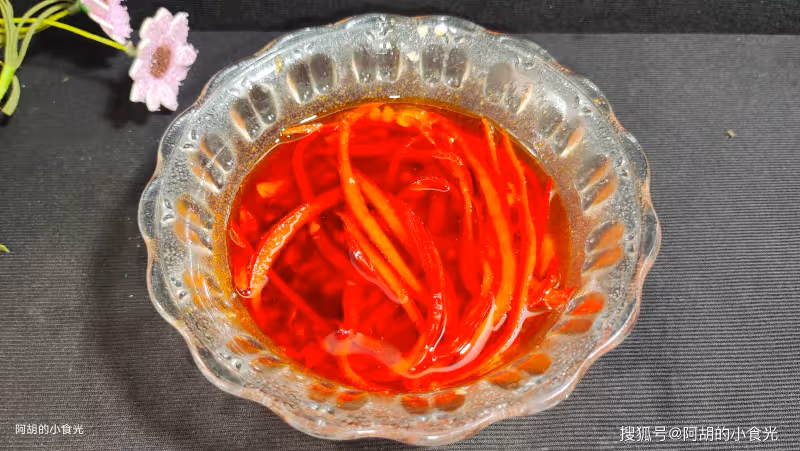 夏天這菜使勁吃,3塊一個蔬菜之王! 拌一拌清爽上桌,一口多種滋味、食慾全開