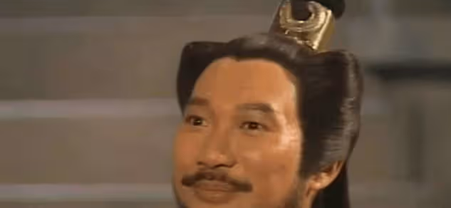 倚天中,此人是陽頂天師傅,武功遠勝張三丰,因為一女子遁入空門