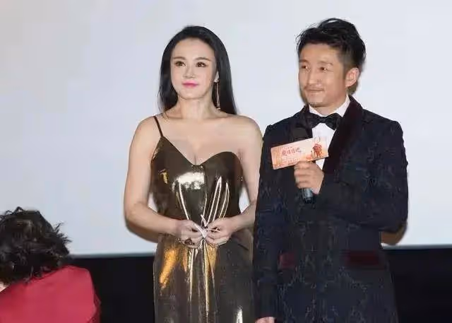 冉瑩穎走網紅路線,直播爆料自己家事,鄒市明頂不住壓力連夜發文