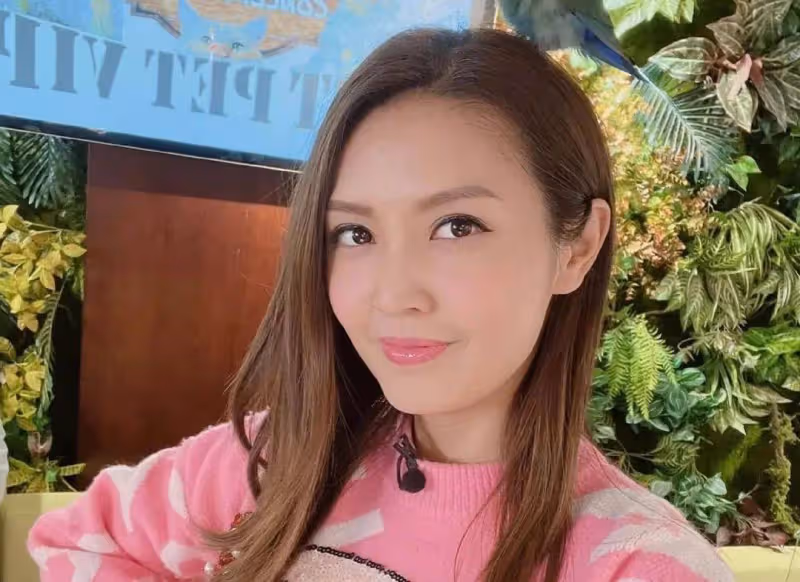 豐滿身材獲激贊!TVB知名港姐冠軍曬泳裝照,隨時保持最佳待嫁狀態