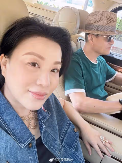 香港知名藝人獲得亞洲影帝,家裡喜鵲來報喜,老婆成旺夫之人
