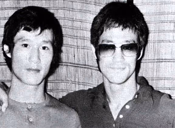 77歲老戲骨領證，曾35秒ko日本拳王，功夫比肩李小龍