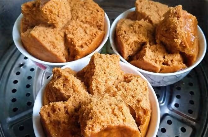 開花紅糖發糕，手不沾面，不用發麵，個個鬆軟開花，保證一次成功