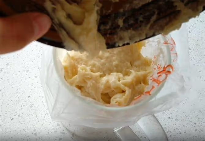15分鐘快速做油條，一碗面，開水一燙，不用發麵，外酥里軟