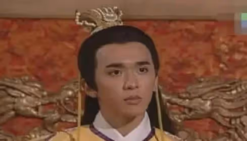 57歲港星又結第四任新歡?身形圓潤舉止親昵!男方與三任女友仍同居