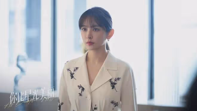 你比星光美麗：韓廷爺爺韓于堅玩弄小姑娘無數！韓苑終被常河包養