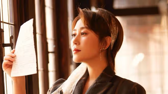 馬麗成首位200億票房女演員,喜劇女王榮耀背後,爭議與期待並存