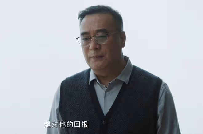 錯位：直到江娜淪為洩慾工具，她還不知，顧己鳴玩弄蘇真真的真相