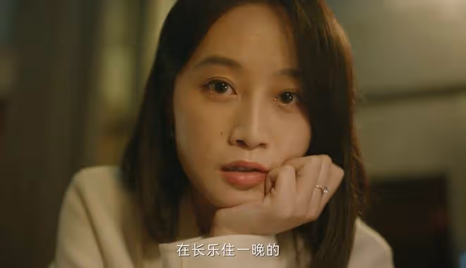 《錯位》直到蘇真真發現江娜懷顧己鳴孩子，她才發現，自己被玩弄