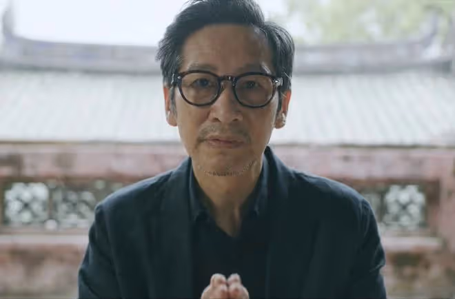 《錯位》直到蘇真真發現江娜懷顧己鳴孩子，她才發現，自己被玩弄